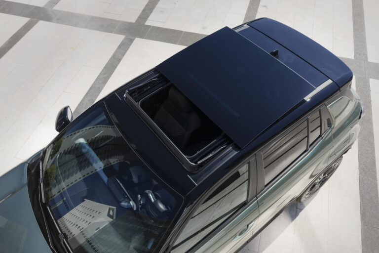New Jeep® Avenger bev/e-hybrid