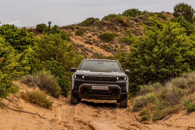 New Jeep® Compass 4xe - order opening