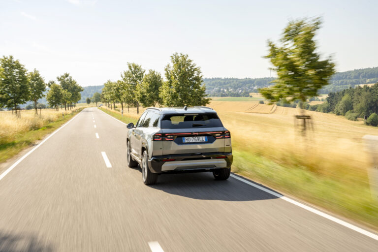 New Jeep® Compass Phev - YOSEMITE
